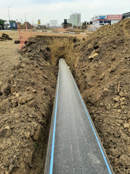«КВС» строят новый водопровод по Усть-Курдюмскому шоссе